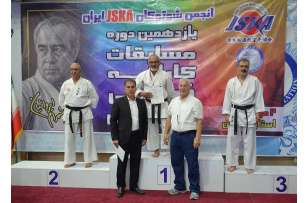 موفق به کسب مقام اول مسابقات پیشکسوتان کاتا شد
