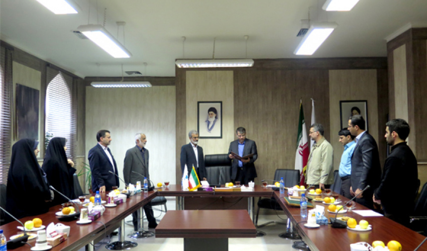 نشست تودیع و معارفه مسئول کانون بسیج اساتید دانشگاه هنر برگزار شد