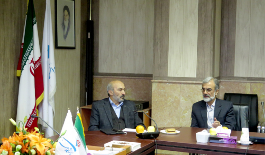 بازدید دکتر امید، معاون اداری مالی وزارت علوم از دانشگاه هنر